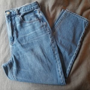 American Eagle mom jeans